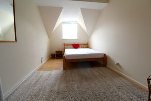 Bedroom- click for photo gallery
